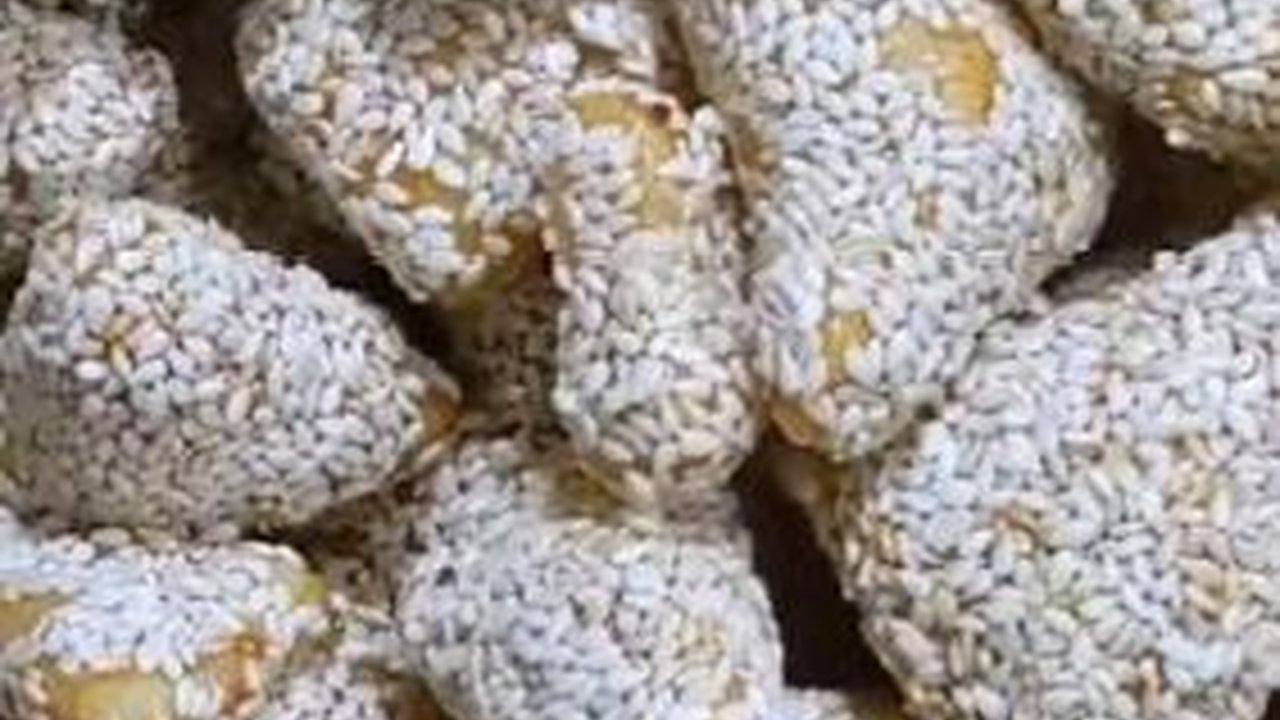 Mencicipi Kue Manco Madiun, Kuliner Legendaris Dulu hanya Boleh Dimakan Bangsawan