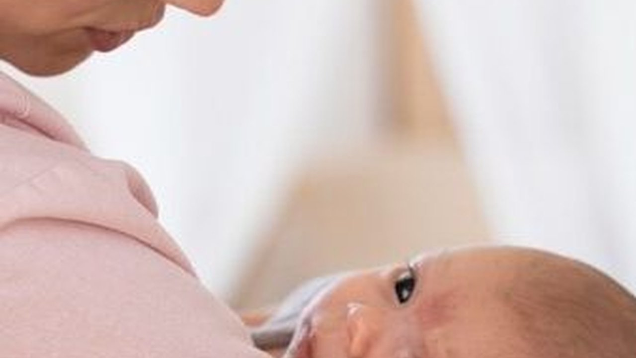 Ramai Berita Ibu Mau Buang Anaknya Diduga Baby Blues, Kenali Yuk Apa Itu Baby Blues