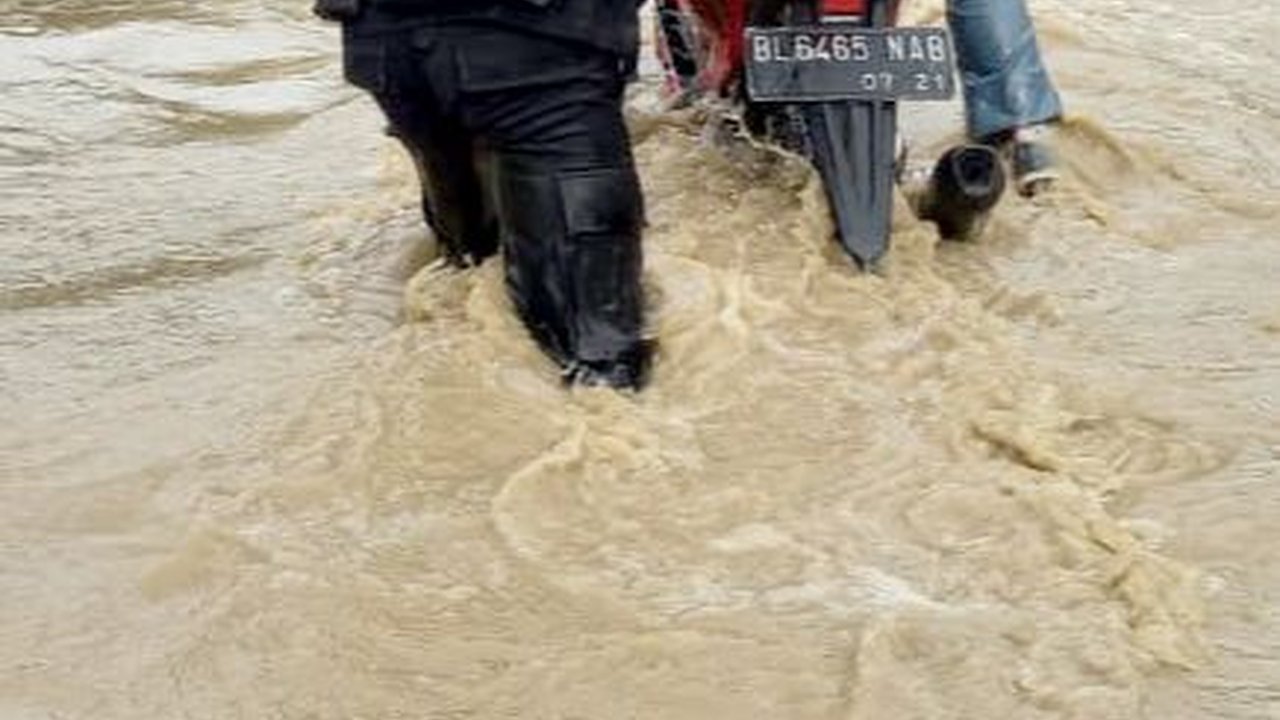 8 Kecamatan di Aceh Utara Dikepung Banjir, Seribuan Warga Mengungsi