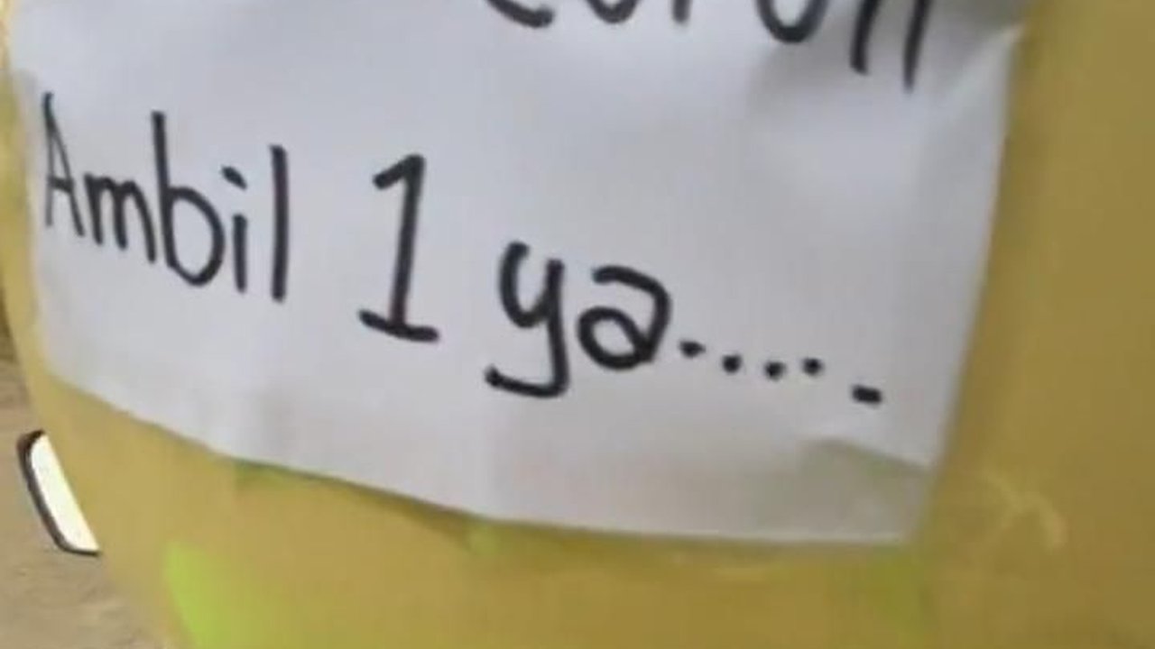 Aksi Driver Ojol Siapkan Hadiah untuk Penumpangnya Ini Viral, Tuai Pujian Warganet