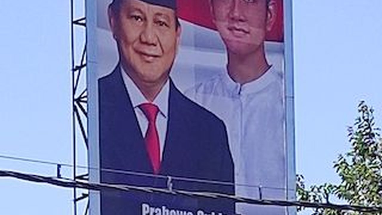 Muncul Baliho Prabowo dan Gibran di Kupang