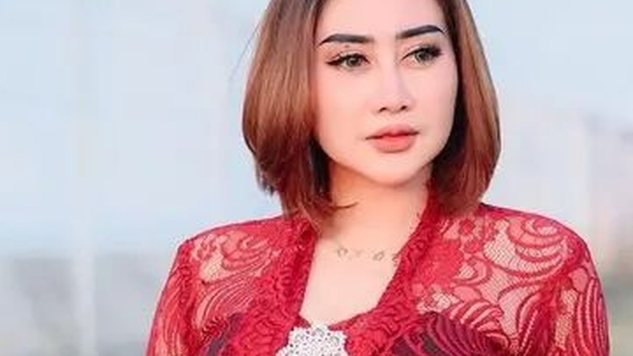 Tangis Wajah Melas Istri Polisi Galak saat Minta Maaf ke Anak Sekolah