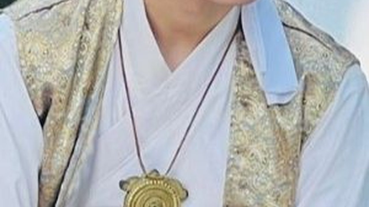 Gantengnya Maksimal, Ini Potret Alwi Assegaf Aktor Muda Keturunan Nabi Muhammad Ke-40