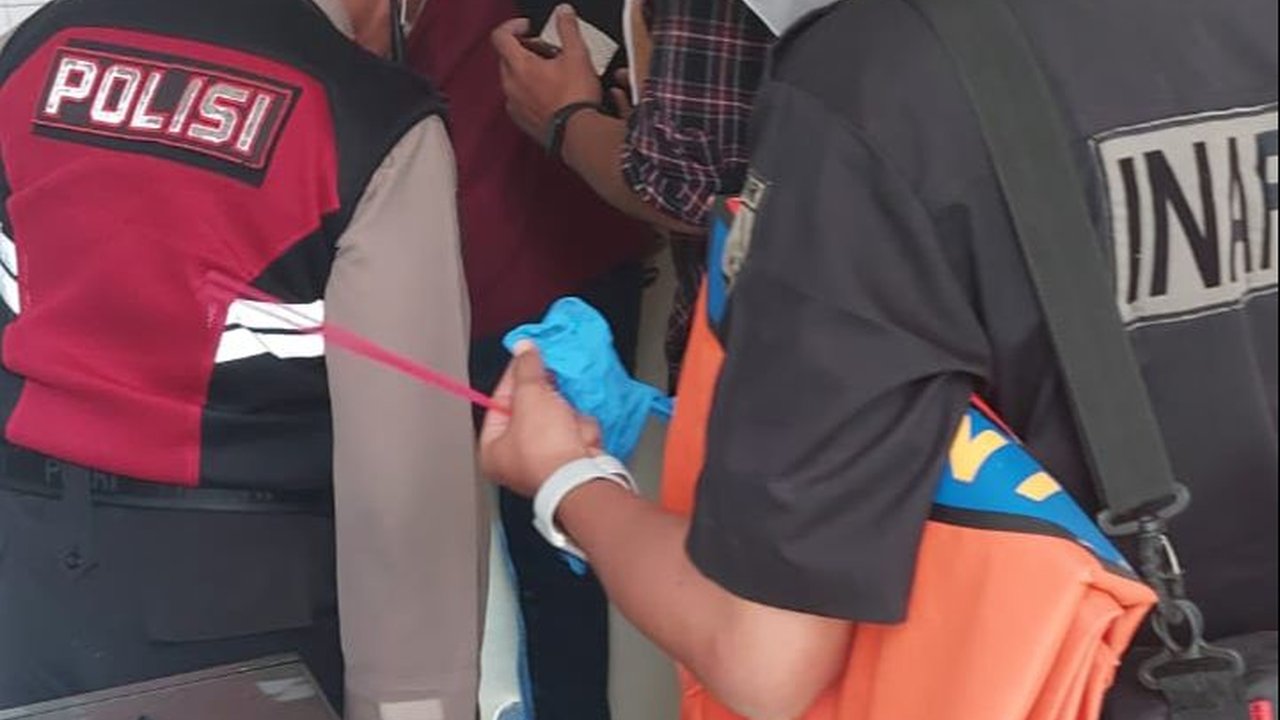 Ada Pesan Terakhir di TKP Ibu & Anak Depok Ditemukan Tewas Mengenaskan, Begini Isinya