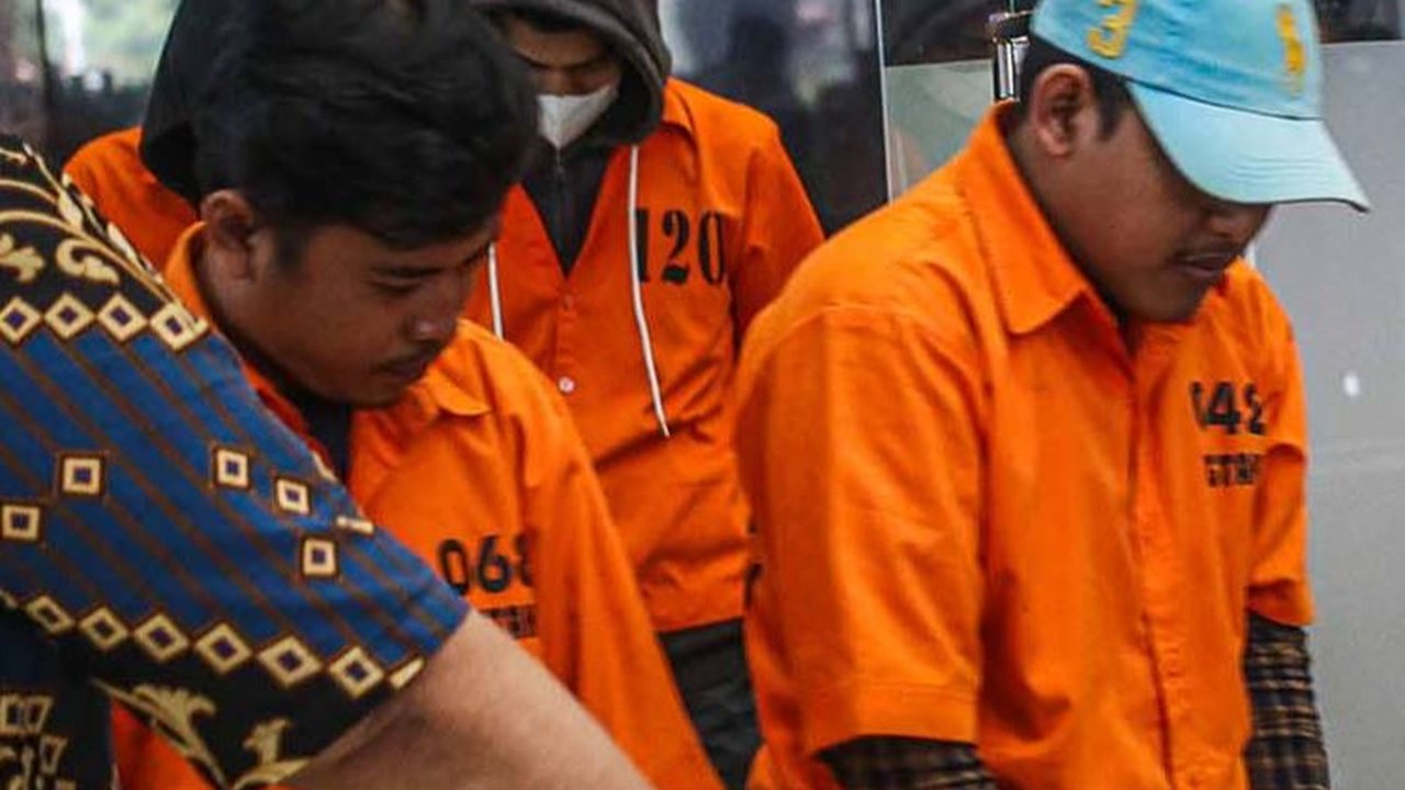 FOTO: Tampang 11 Orang Sindikat Judi Online Auto88 yang Dibekuk Bareskrim Polri di Bali