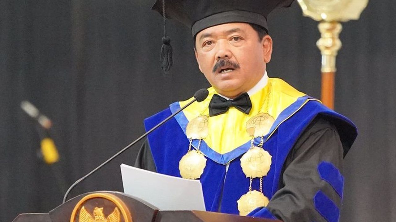 Program PTSL Masih Jadi 'PR', Menteri Hadi Ajak Wisudawan STPN Bergandengan Bereskan Masalah Pertanahan