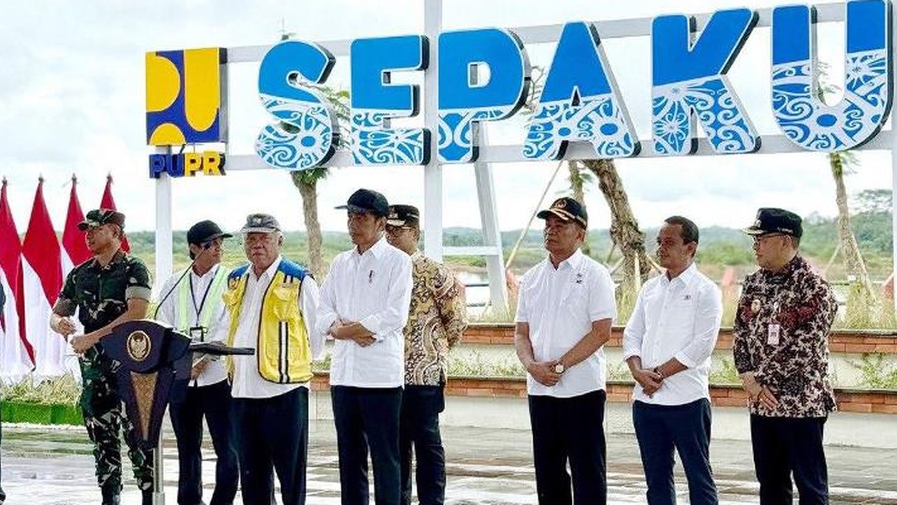 Presiden Joko Widodo atau Jokowi akan mengundang para mantan presiden untuk hadir dalam upacara Hari Ulang Tahun atau HUT ke-79 RI di Ibu Kota Nusantara (IKN). (Tim Merdeka).