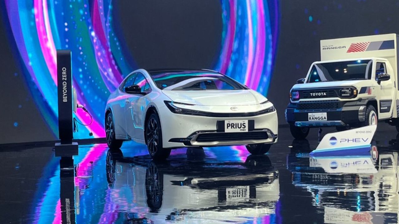 Daihatsu Terios Graphite hadir di GIIAS 2024 sebagai saran modifikasi untuk para petualang.