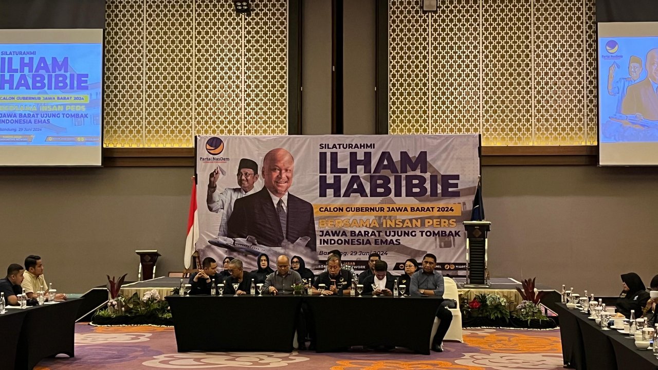 ilham habibie di kantor pks
