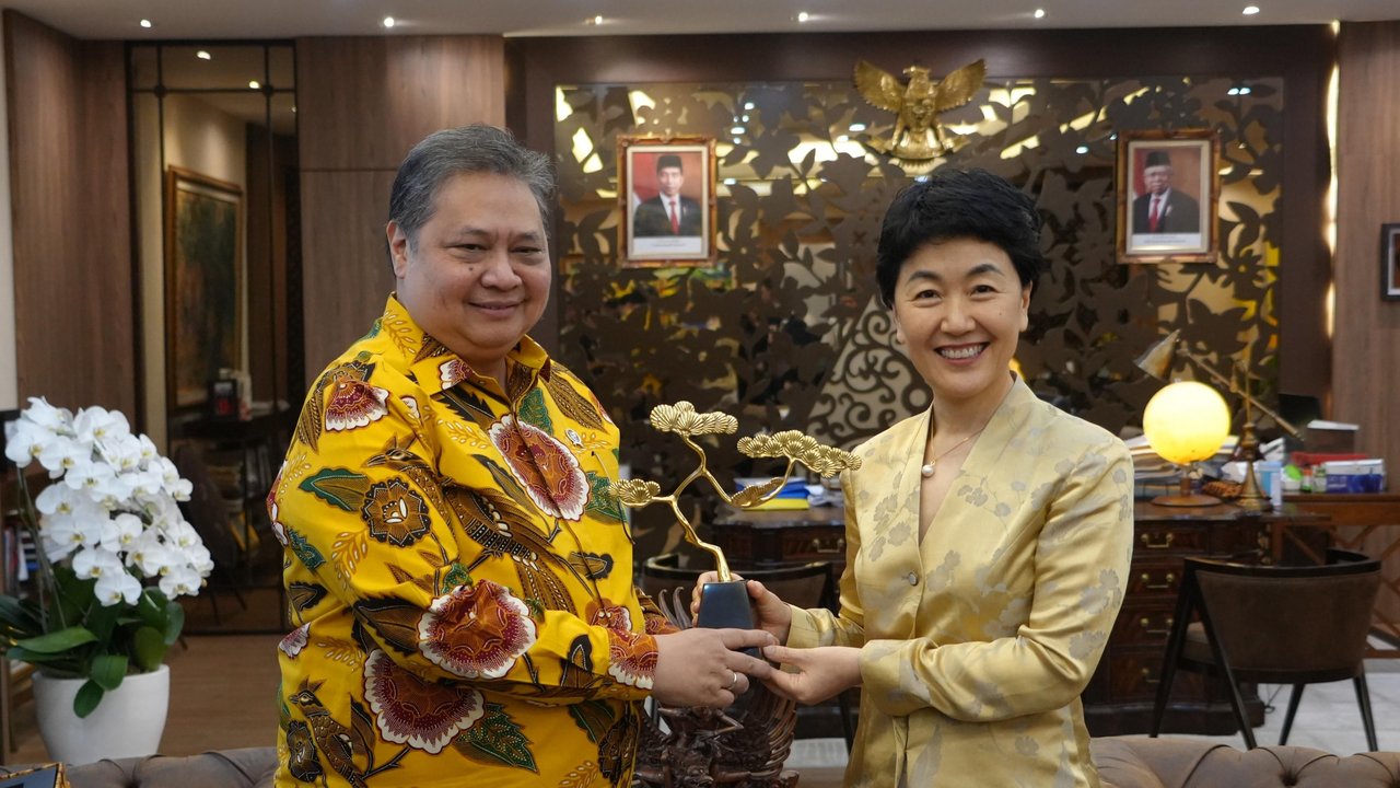Airlangga bertemu Vice Minister International Dept of CPC (Partai Komunis Tiongkok) Central Committe HE Mme Sun Haiyan