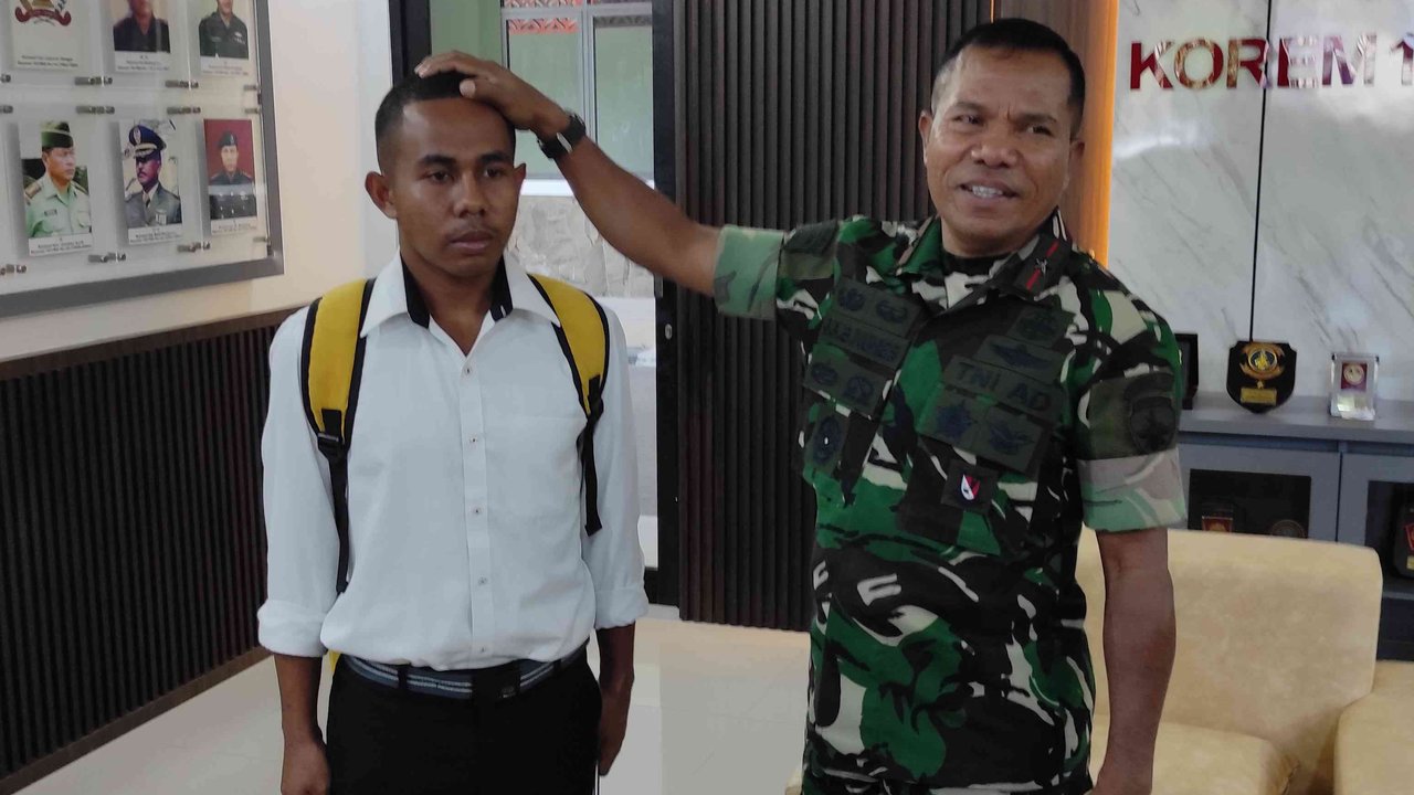 Joni Bocah Merah Putih bertemu Danrem Wirasakti Kupang Brigjen TNI Joao Xavier Barreto Nunes