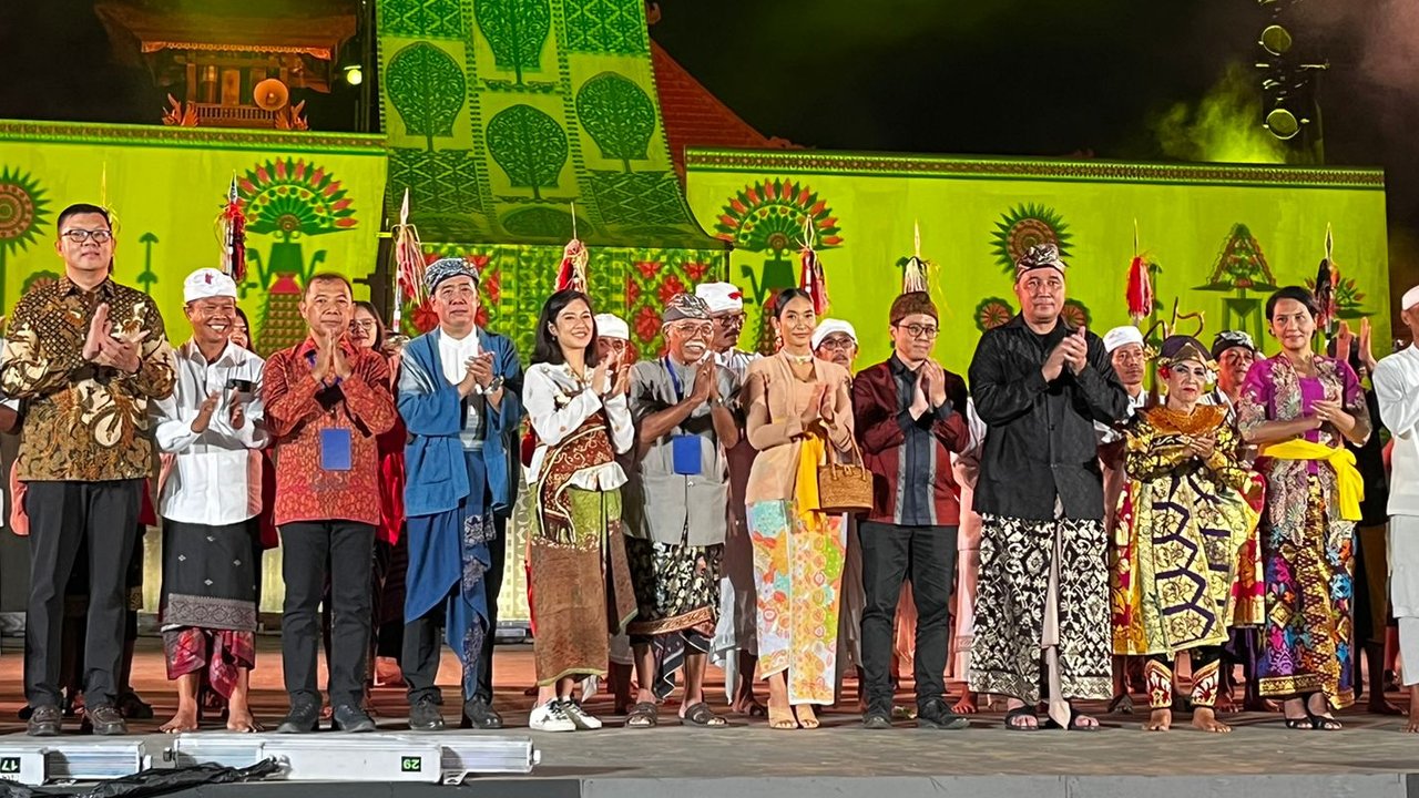 Libatkan 900 Seniman, Mega Festival Indonesia Bertutur 2024 Dibuka