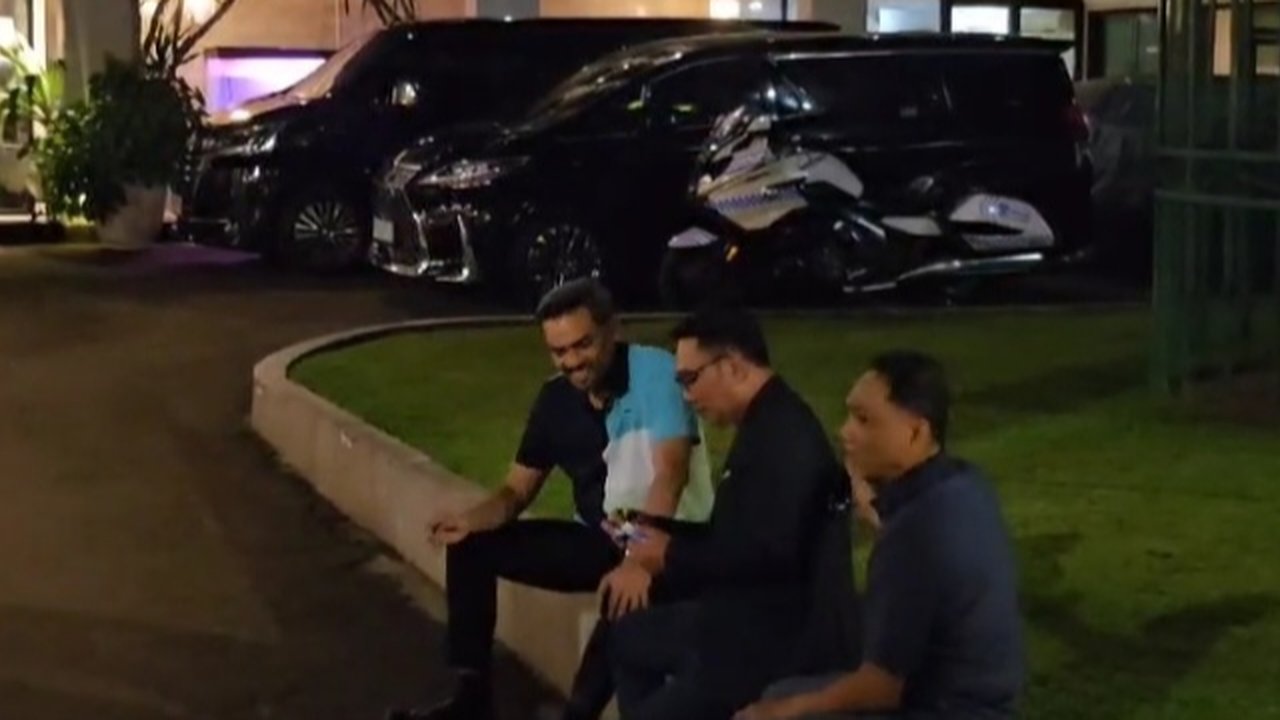 Ridwan Kamil dan Babah Alun Datangi Kediaman Dinas Airlangga Hartarto di Tengah Isu Pilkada Jakarta