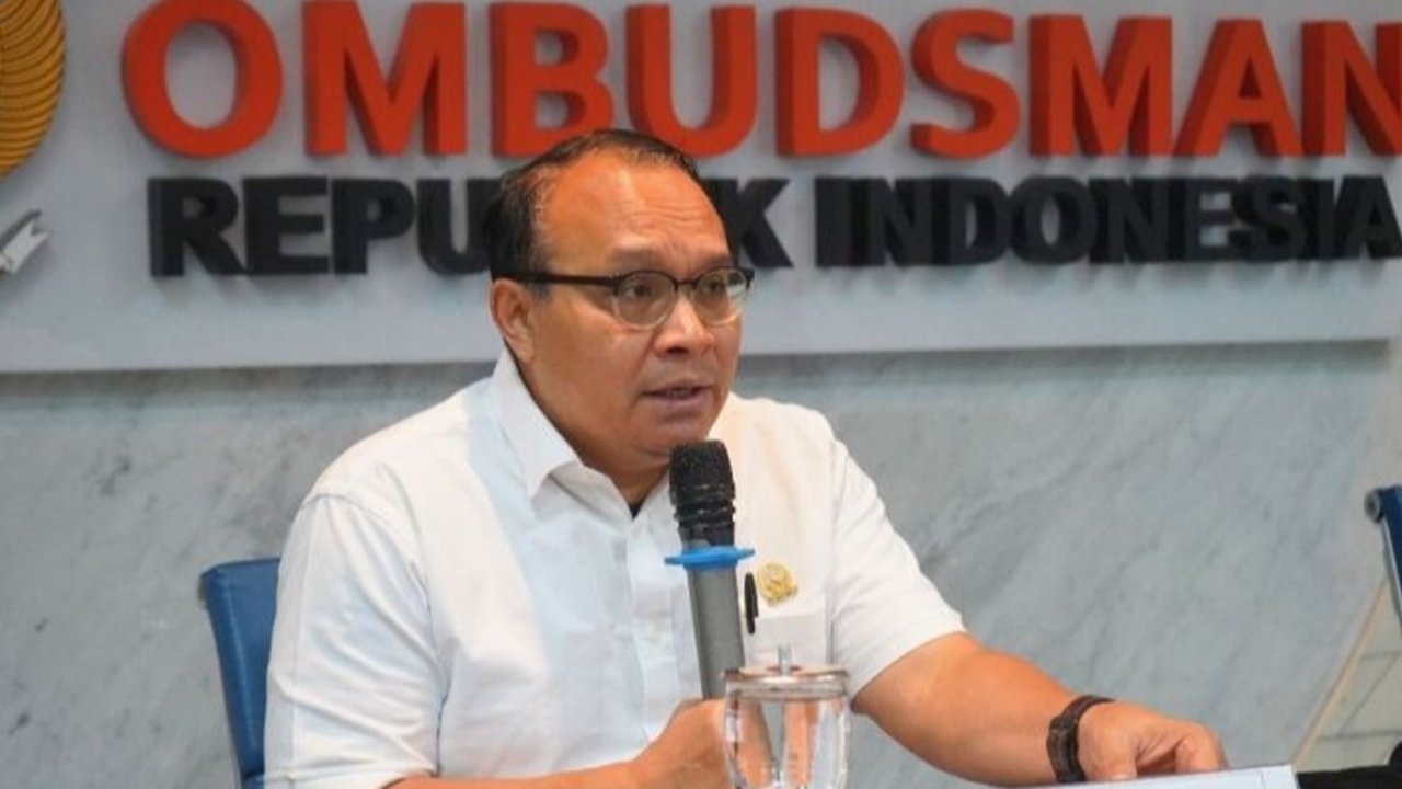 Anggota Ombudsman RI Robert Na Endi Jaweng