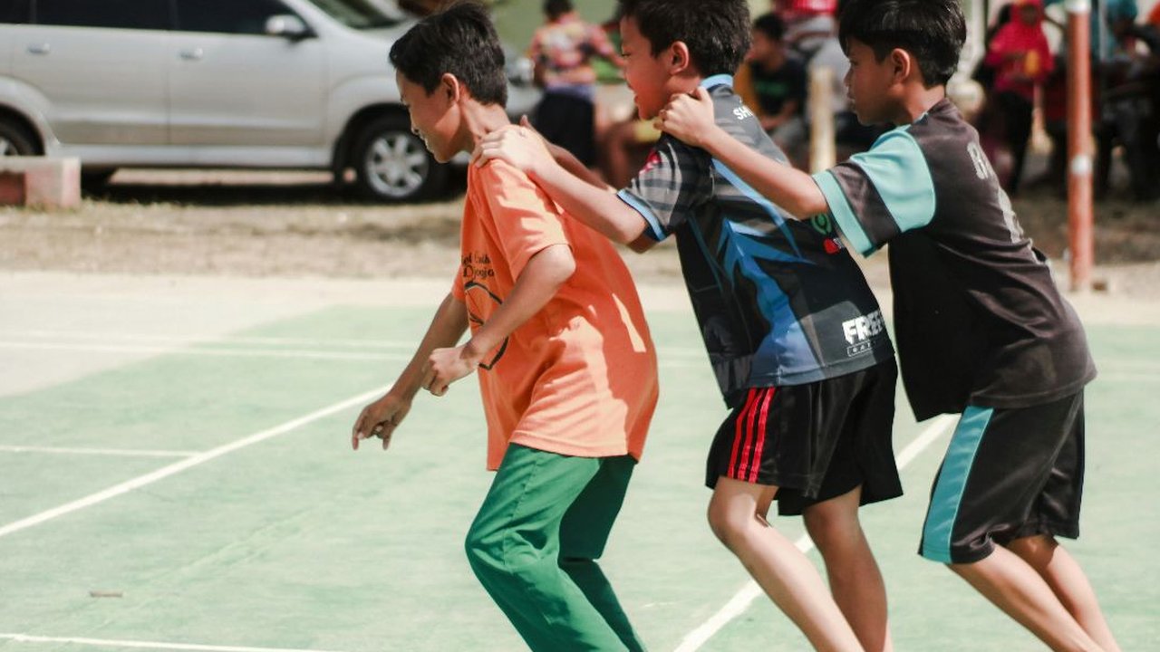 Ide lomba 17 Agustus yang seru untuk semua usia.