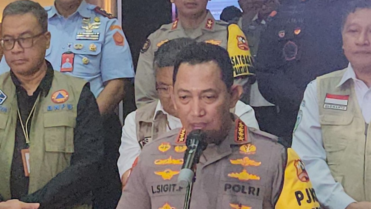Kapolri Klaim Perayaan Tahun Baru di Indonesia Berjalan Aman dan Lancar