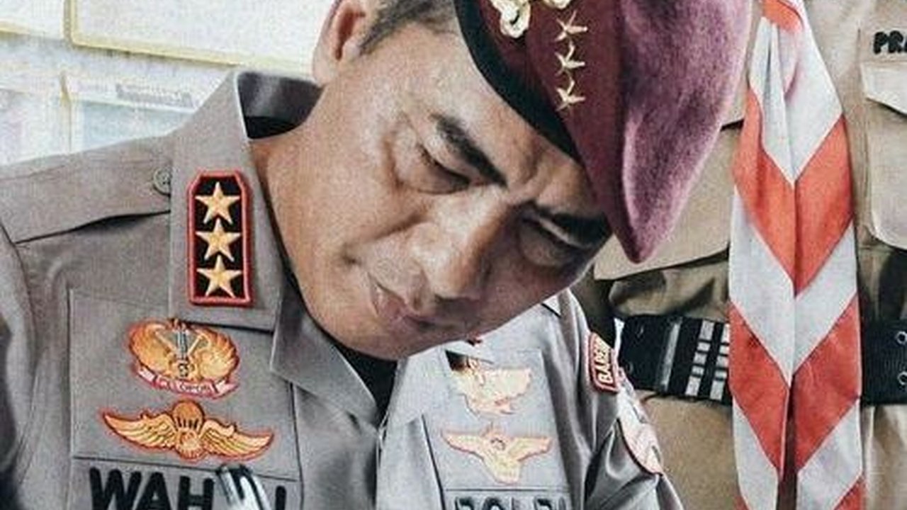 Catatan Jenderal Polisi Lulusan Terbaik 91 di Secarik Kertas 'Jadikan Sebagai Ladang Ibadah'