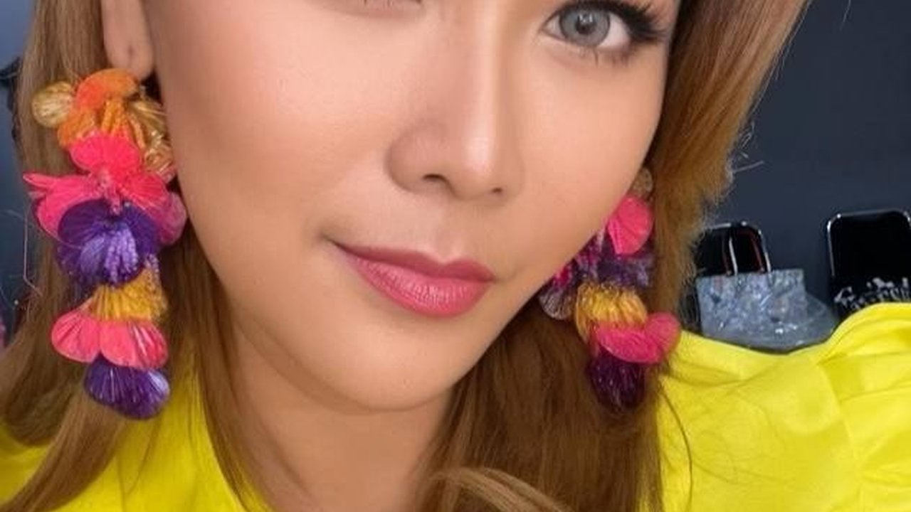 Tetap Lincah dan Awet Muda, 8 Foto Inul Daratista Saat Bagikan Rahasia Ritual Bugarnya