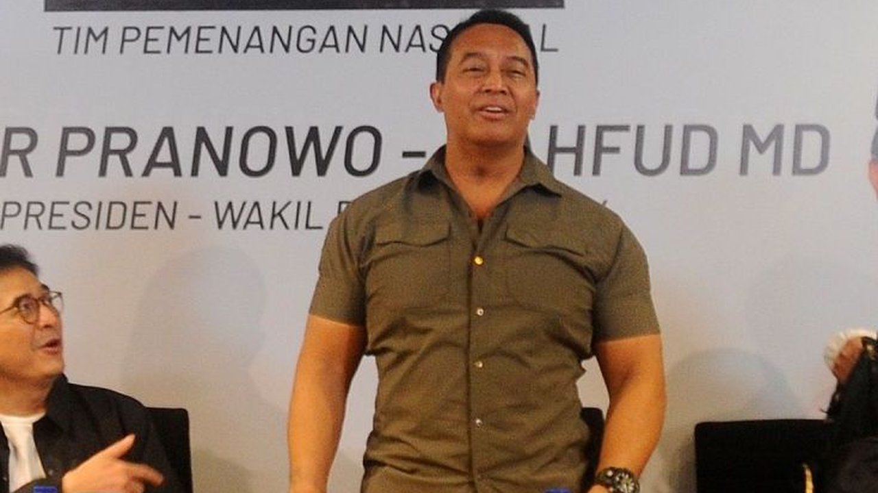 VIDEO: Keras Andika Eks Panglima di Tim Ganjar, Relawan Langsung Diserang Anggota TNI!