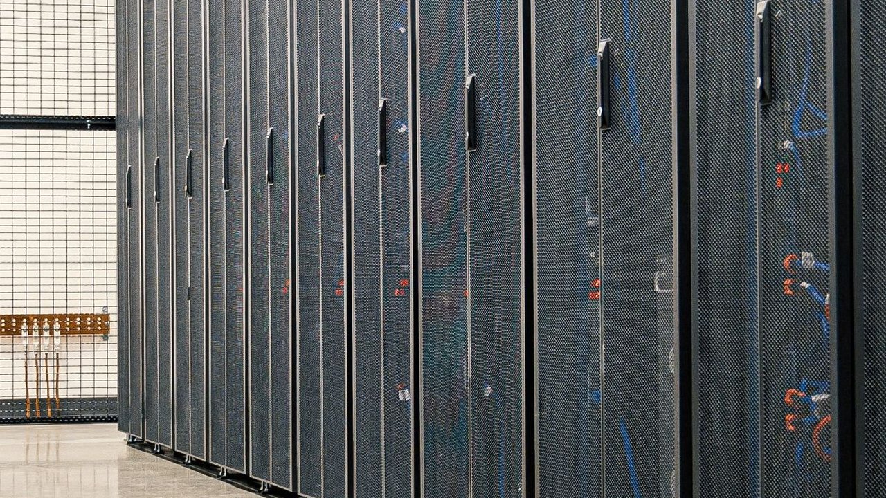 Data Center Indosat Dibeli BDx Indonesia Senilai Rp 2,6 Triliun