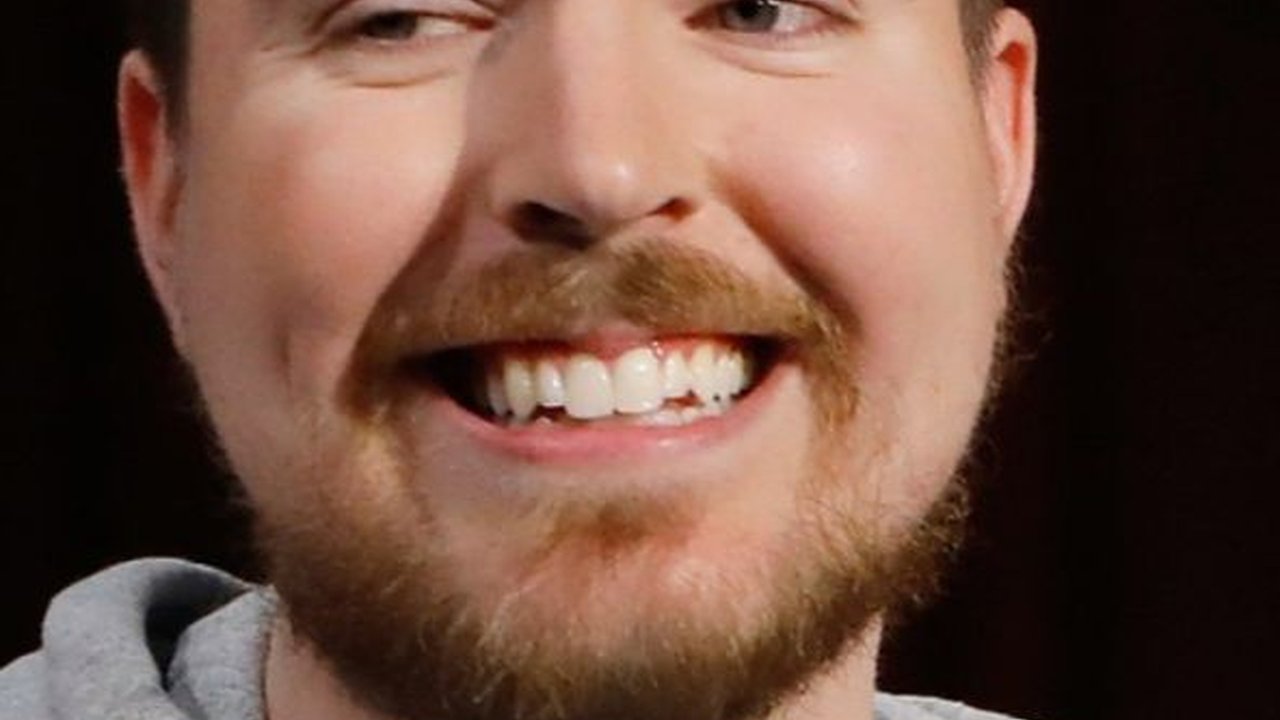 Tak Lulus Kuliah, Pria Ini Dinobatkan Jadi YouTuber Paling Kaya dan Hasilkan Rp46 Miliar Sebulan