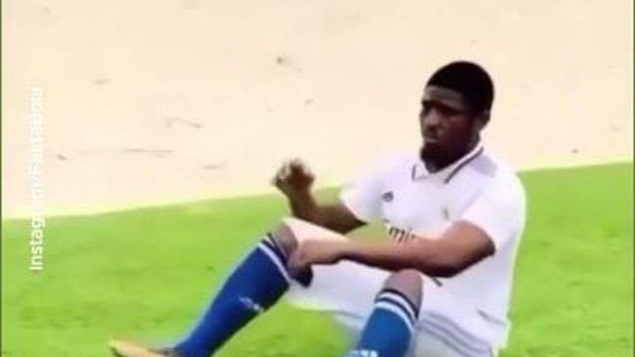 VIDEO: Lucunya Manipulasi Karakter Pemain Bola PS2 jika di Dunia Nyata