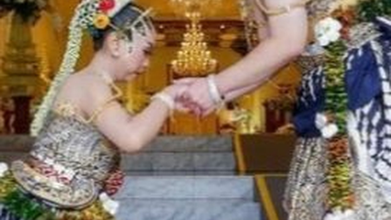 Gelar Dhaup Ageng, Ini Potret Pernikahan BPH Kusumo Kuntonugroho Anak Paku Alam X dan Laily Annisa Kusumastuti