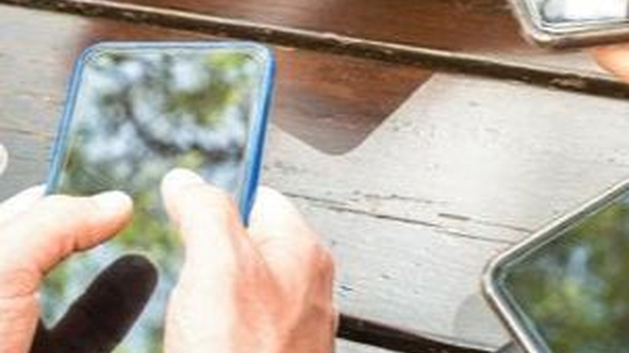 Buzzer adalah Sekelompok Orang yang Menyebarluaskan Informasi, Berikut Pengaruhnya