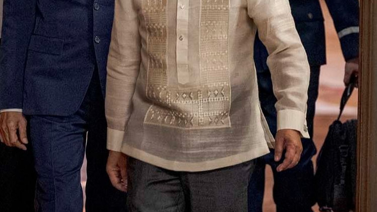 Jokowi Sebut Filipina Pakai Alutsista Buatan Indonesia