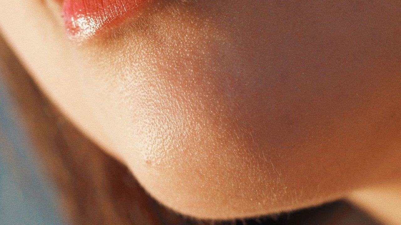 7 Cara Merawat Kesehatan Bibir, Jaga Tetap Lembap dan Indah