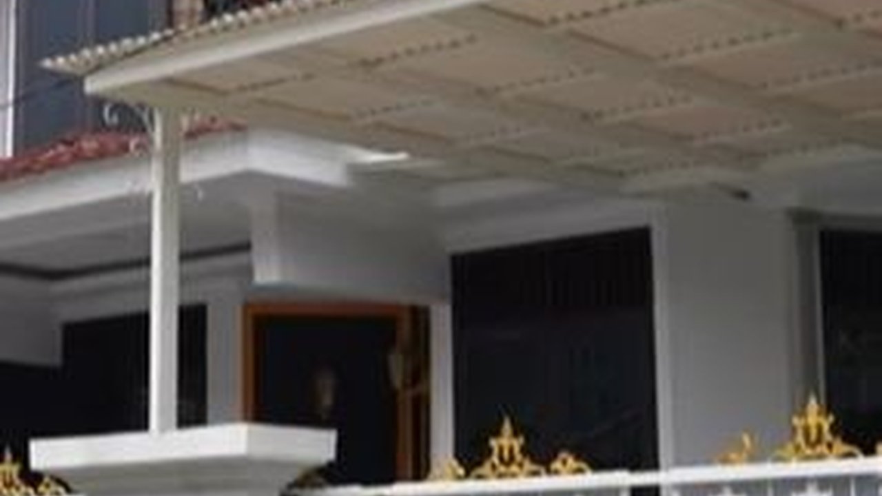 Luas dan Megah dengan Interior Bernuansa Emas, Potret Rumah Ustaz Maulana yang Tak Pernah Tersorot