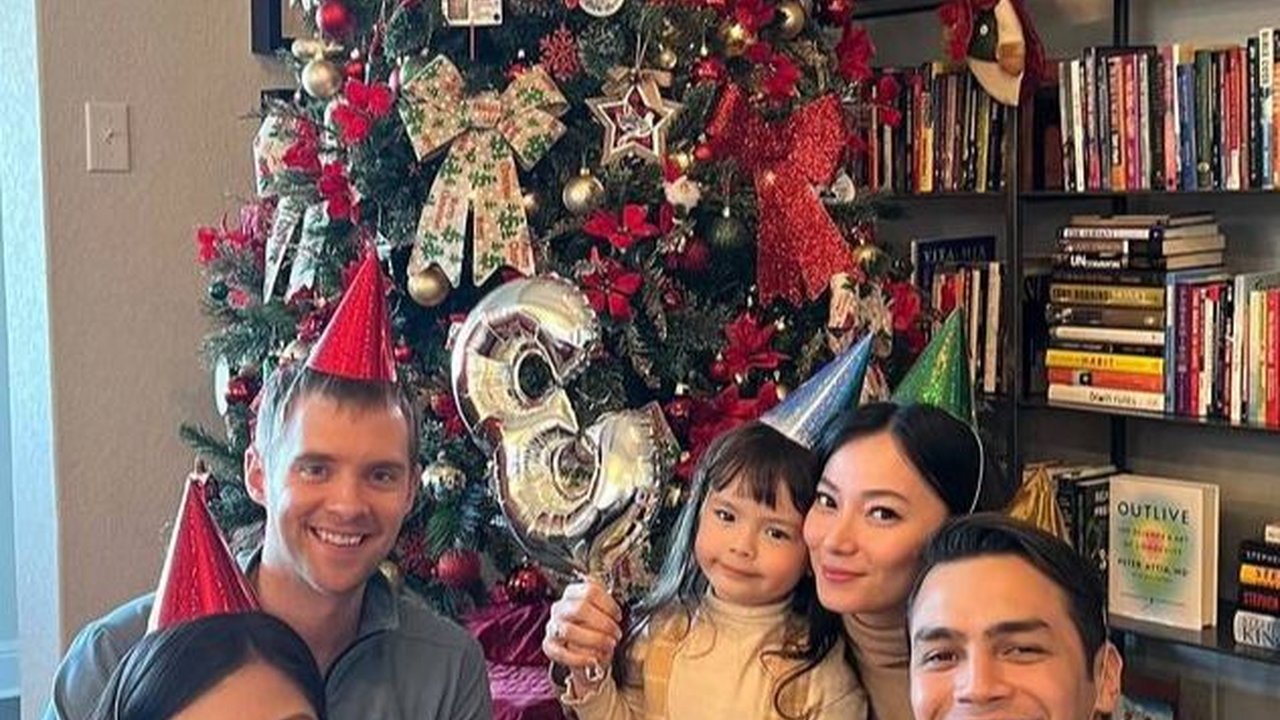 Potret Terbaru Chloe Anak Asmirandah yang Makin Cantik, Cocok Jadi Artis Seperti Sang Mama