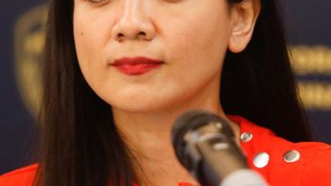 Heboh Nirina Zubir Tarik Dukungan ke Capres Pemilu 2024, Apa Alasannya?
