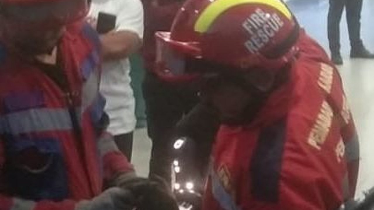Fortuner Tabrak Truk di Tol Jagorawi, Dua Orang Tewas