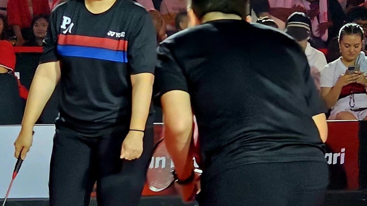 Selain Puan & Hasto, Deretan Influencer Hadiri Laga Persahabatan Badminton Merah Meriah di Istora