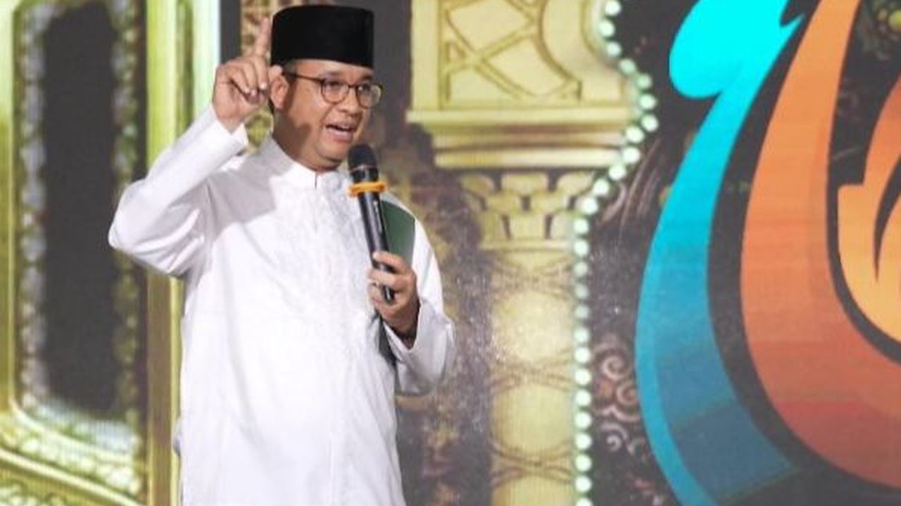 Tidak Hentikan Bansos, Anies: Kami Ubah Jadi Bansos Plus
