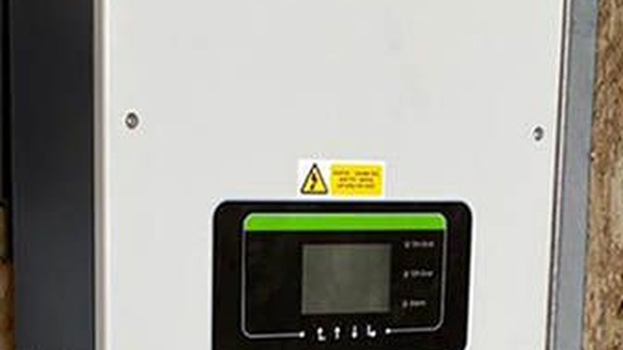 Mengenal Inverter, Fungsi, Manfaat, dan Tipe-tipenya