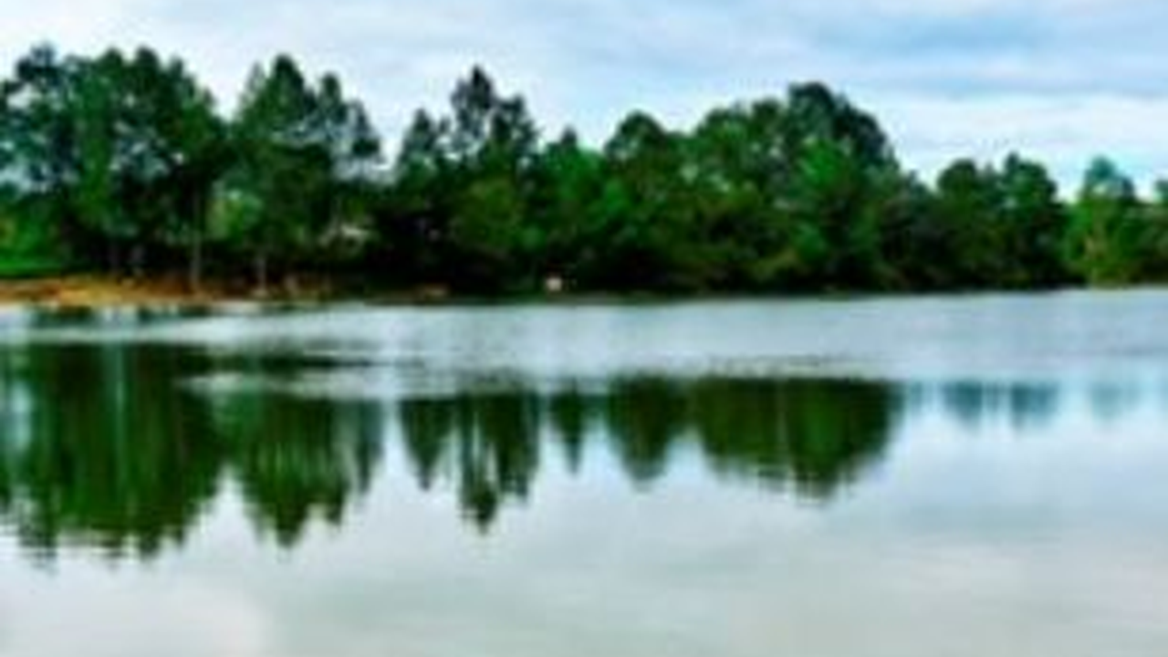 Jadi Objek Wisata Favorit di Humbahas, Ini Kisah Legenda Danau Si Pinggan dan Si Losung