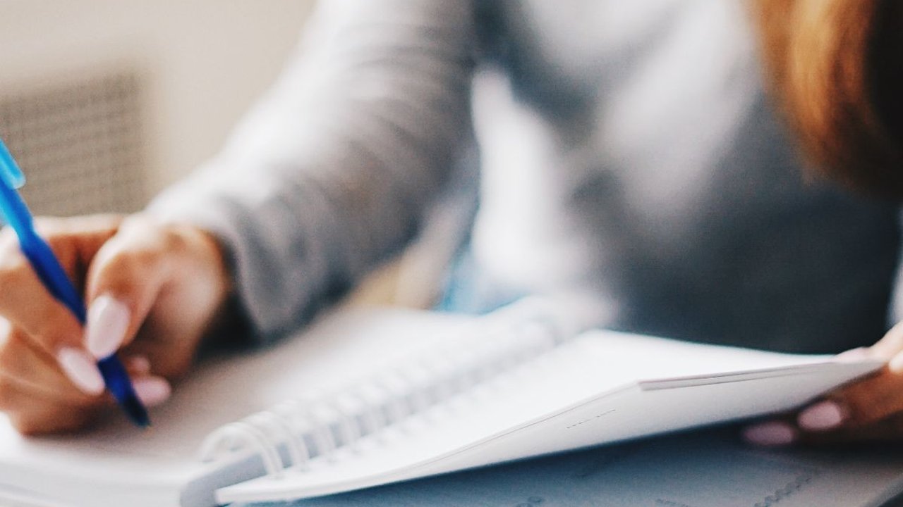 Kata Sifat adalah Kata untuk Menyatakan Keadaan, Ini Penjelasannya