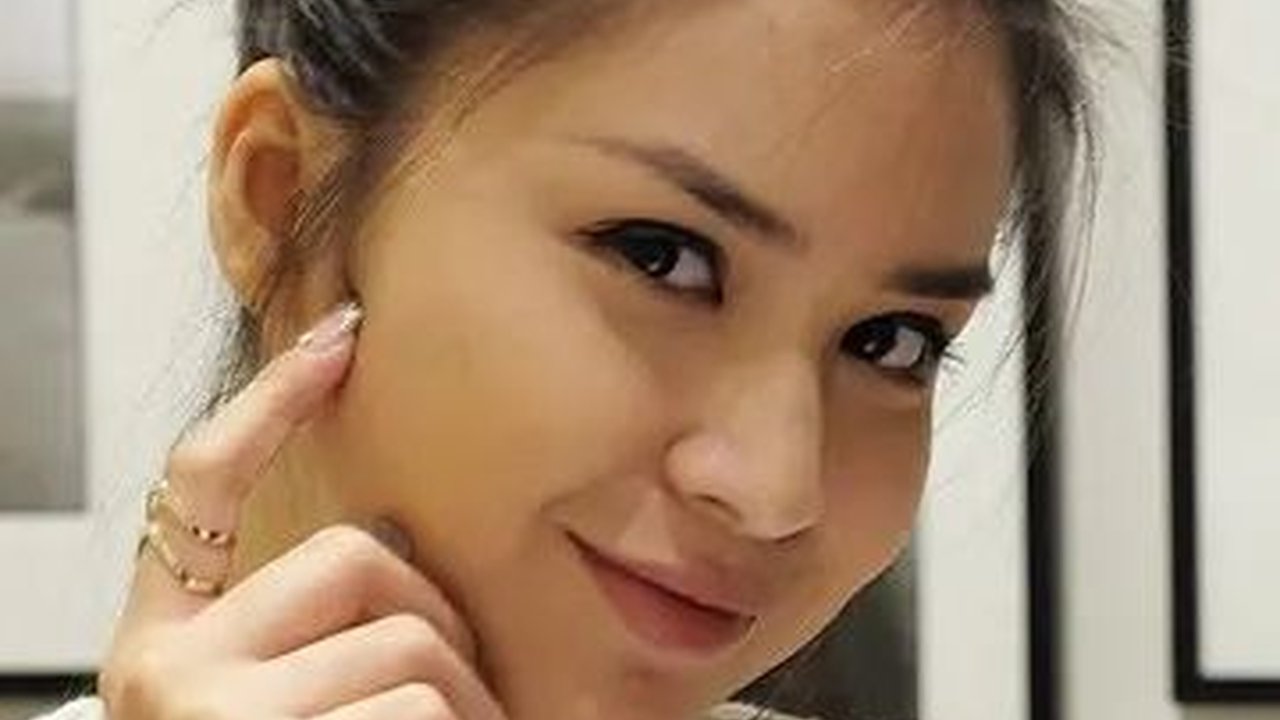 Potret Putri Titian Seolah Tak Menua di Usia Kepala 3 dan Punya 2 Anak