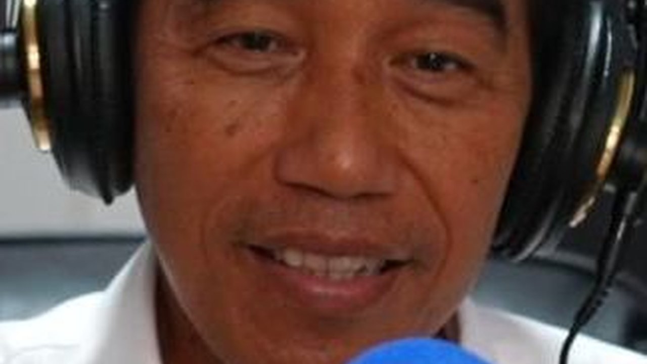 Jokowi Siaran Perdana dari RRI IKN, Sapa Pendengar di Sejumlah Daerah