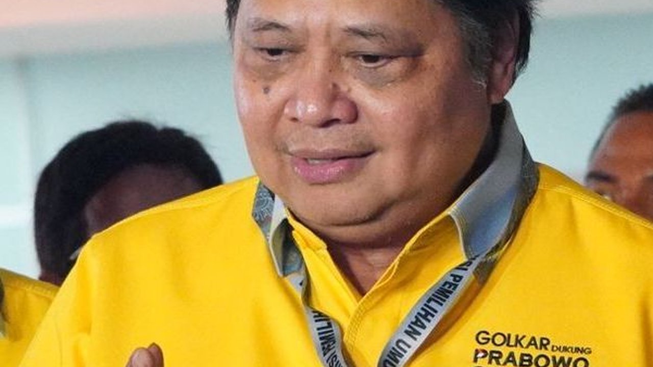 Isu Pemakzulan, Ketum Golkar Tegaskan Jokowi Didukung 80 Persen Susunan Kabinet