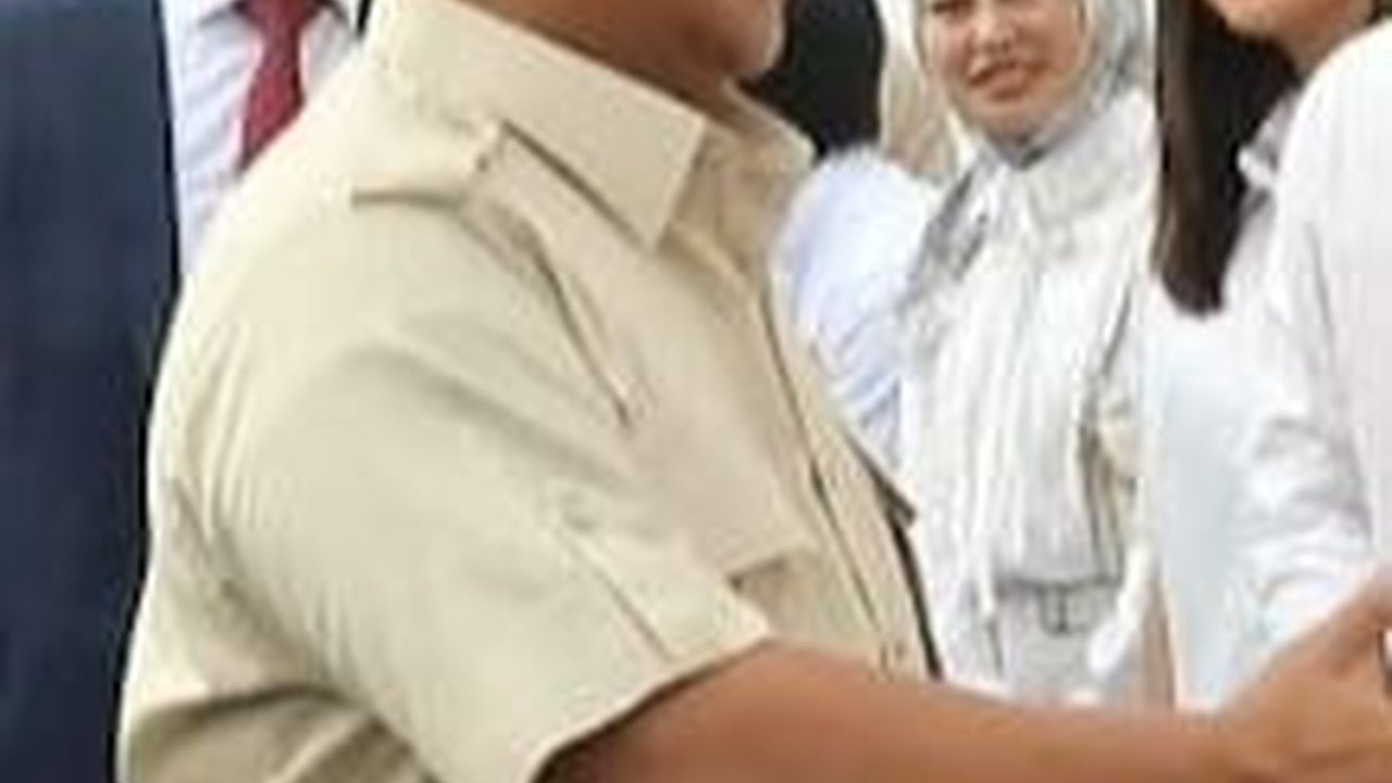 Deretan Artis Ikut Prabowo Lepas Kapal RS TNI Bantu Palestina: Raffi Ahmad hingga Happy Asmara