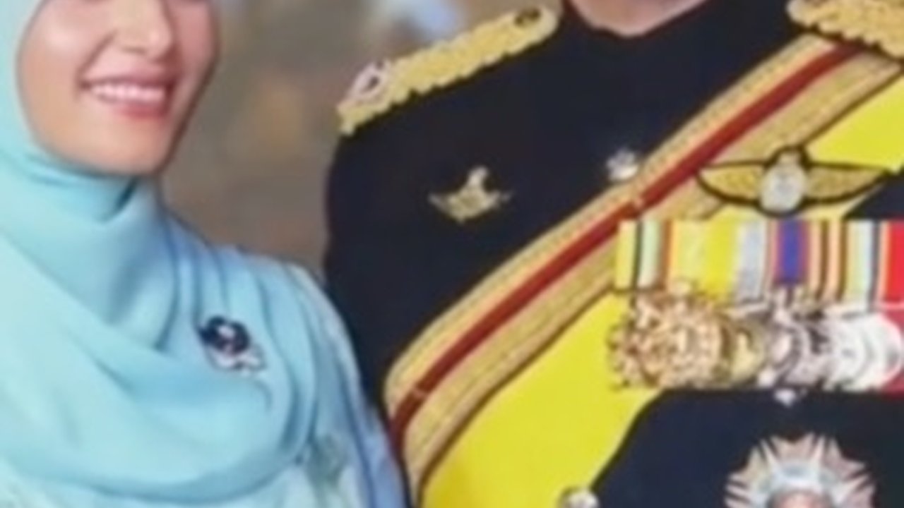 Intip Isi Souvenir Pernikahan Pangeran Mateen dan Anisha Rosnah, Ada Buku Kisah Cinta Keduanya