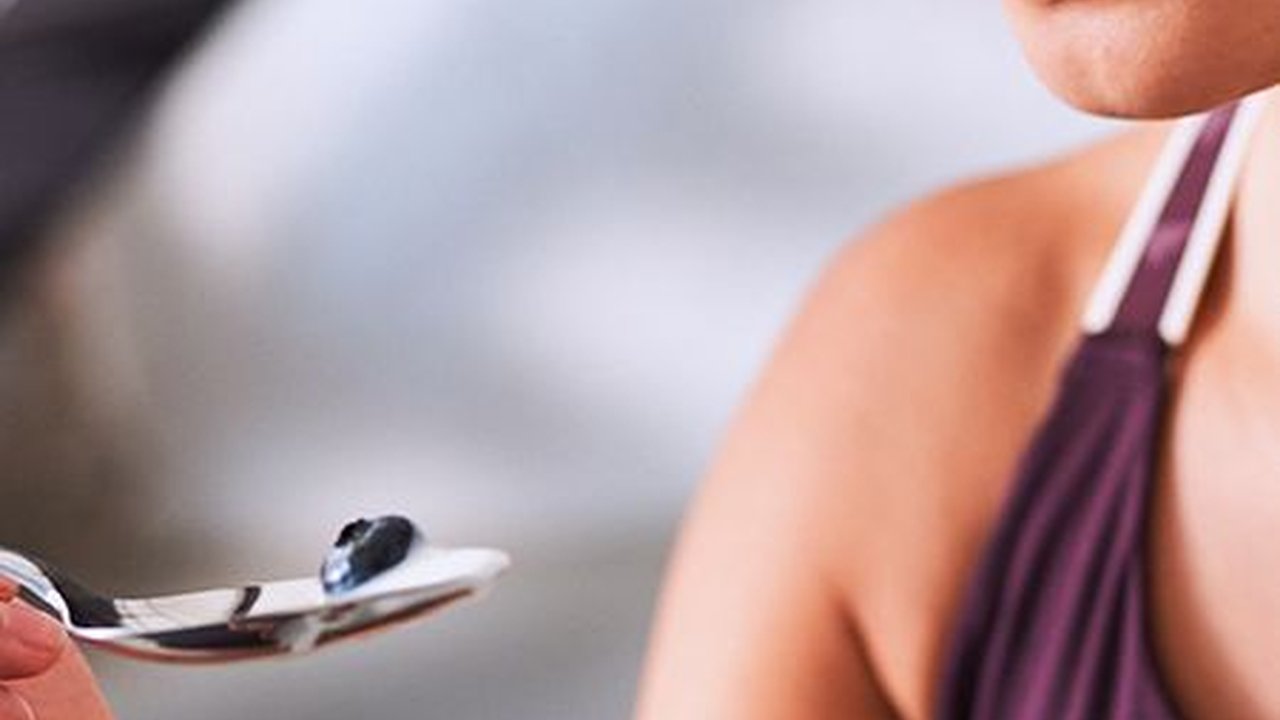 7 Makanan Pereda Stres yang Patut Dicoba, dari Cokelat hingga Kacang