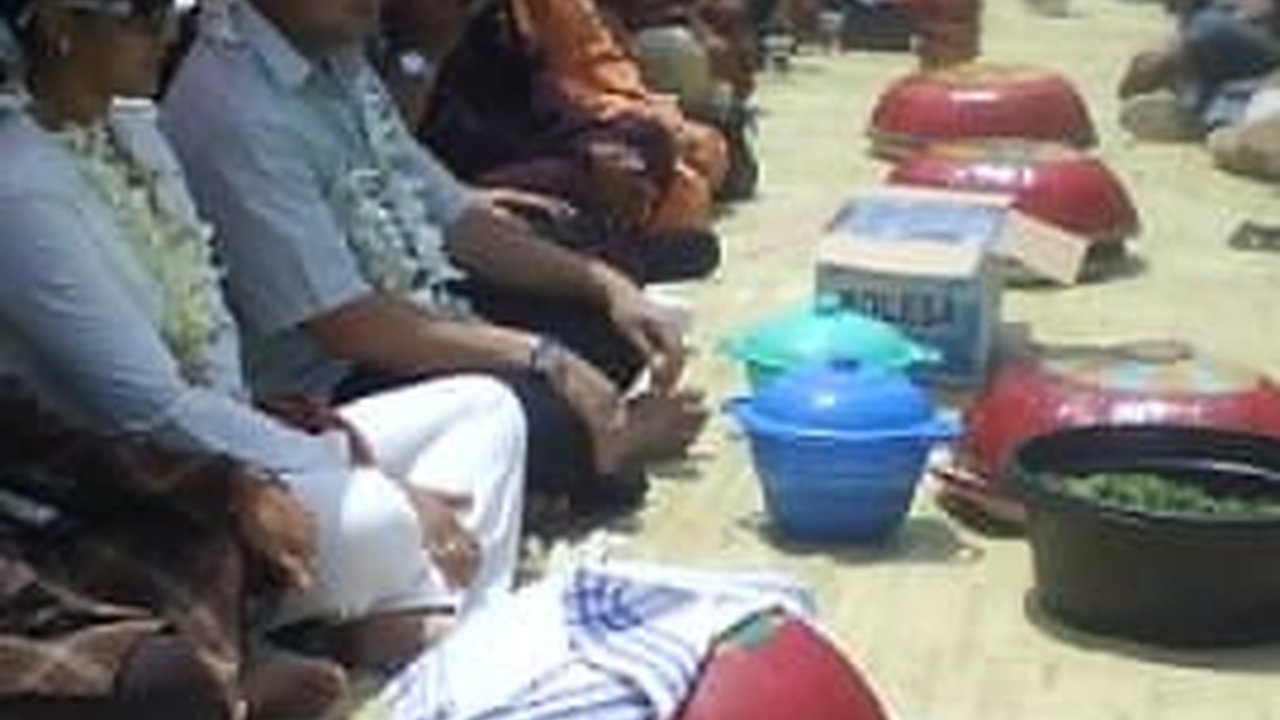 Mengenal Tradisi Nganggung, Bentuk Gotong Royong Masyarakat Bangka Belitung