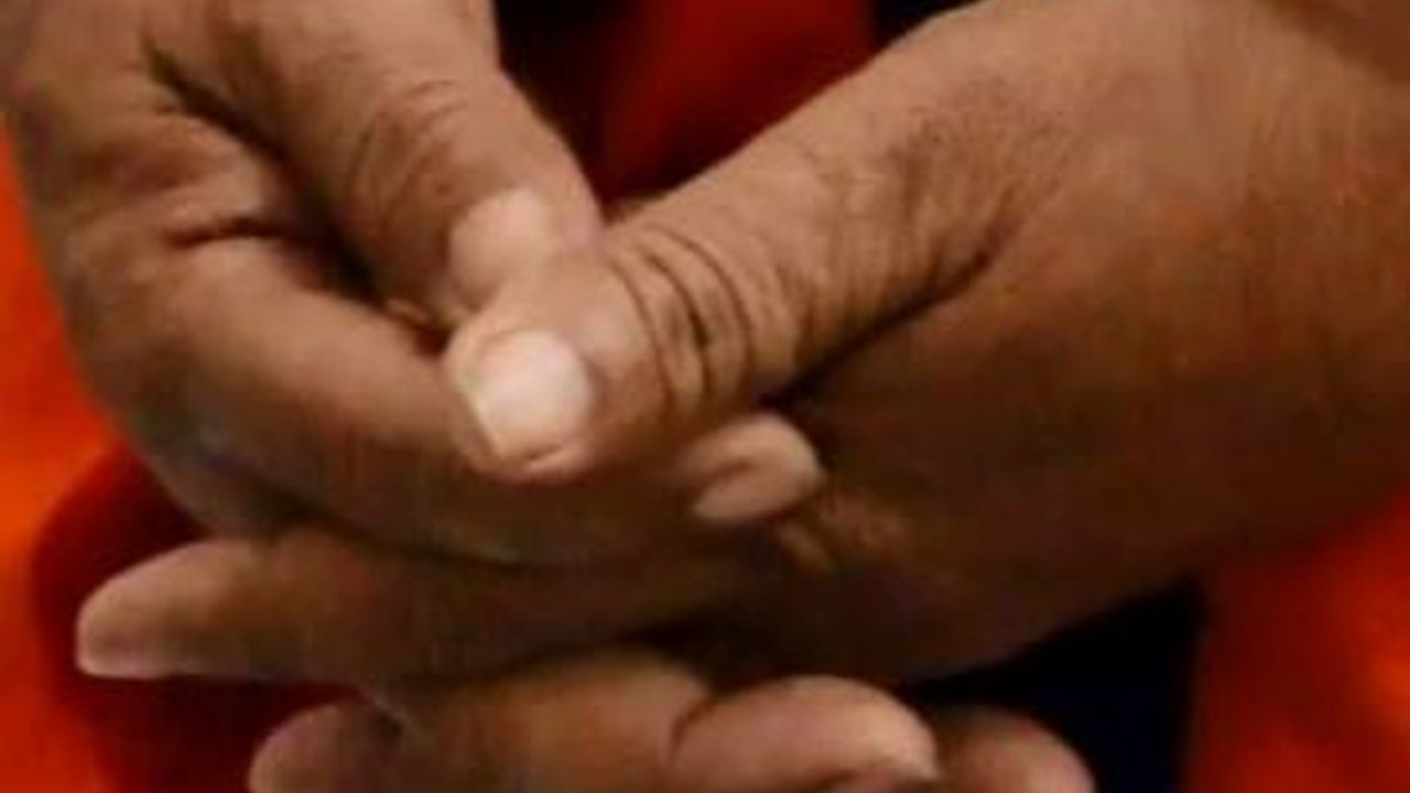 Pesta Malam Tahun Baru di Bali Berujung Pembakaran 3 Sepeda Motor Pecalang