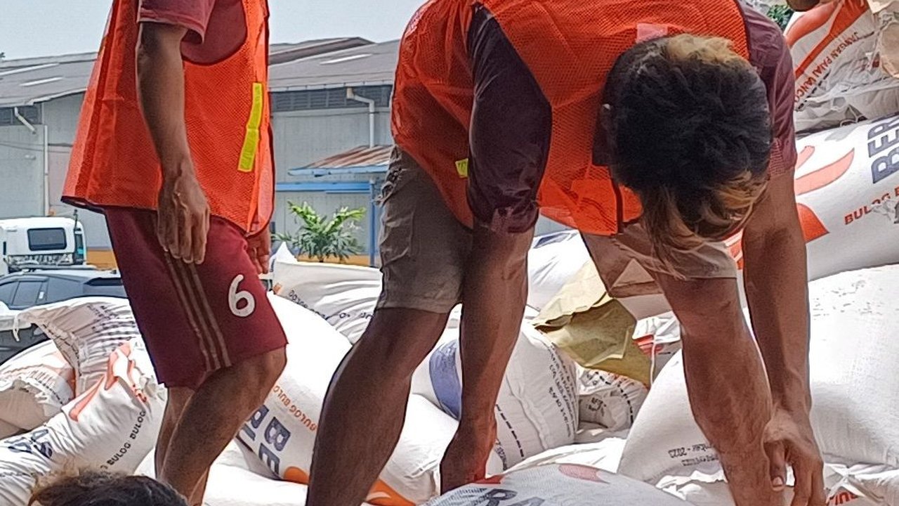 BPS Catat Harga Beras Melonjak Tajam di Desember 2023