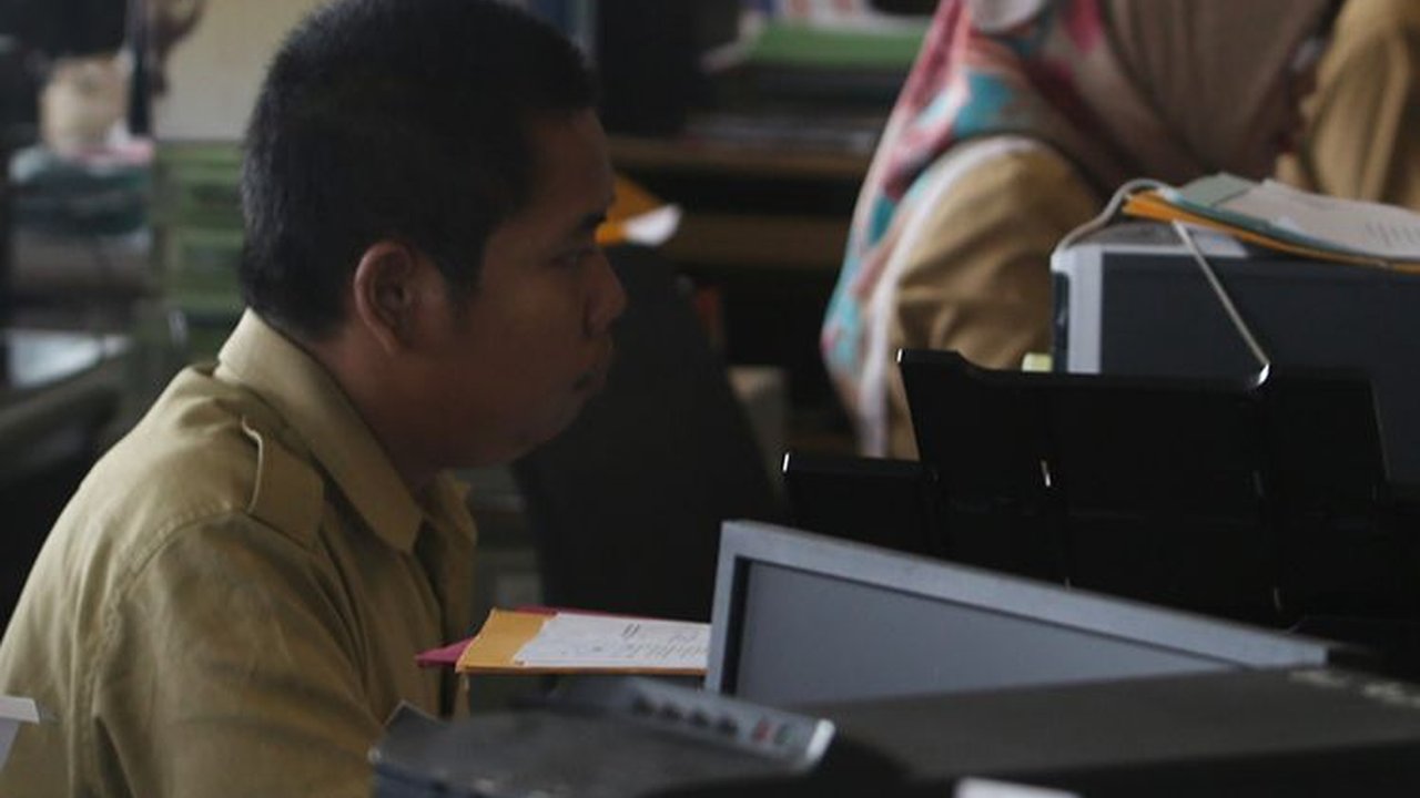 Sri Mulyani: Gaji PNS Naik 8 Persen, Dibayarkan Penuh Mulai Januari Ini
