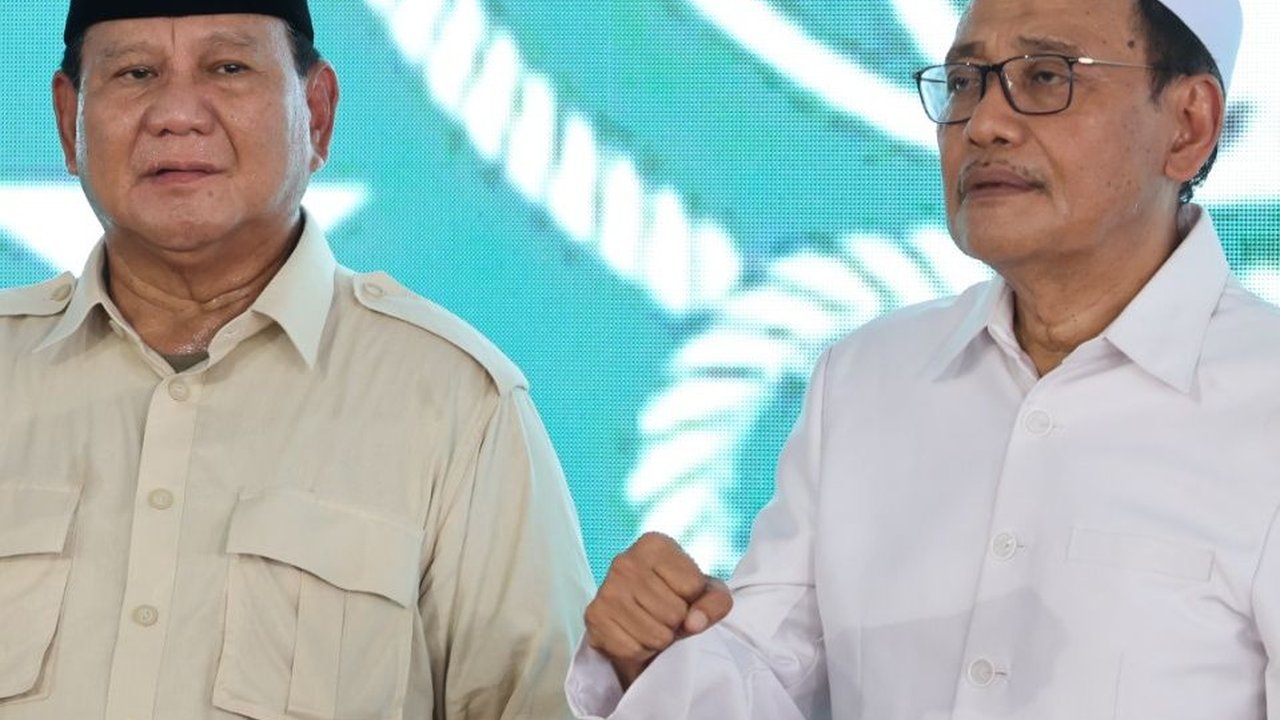 Prabowo Silaturahmi ke Ponpes Genggong Situbondo, Didoakan Jadi Presiden